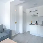 Ronda Vacation Homes 3* روندا