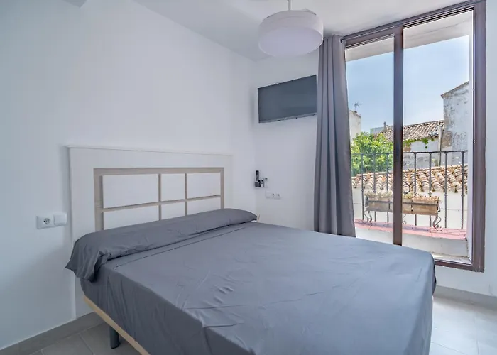 Ronda Vacation Homes 3* רונדה