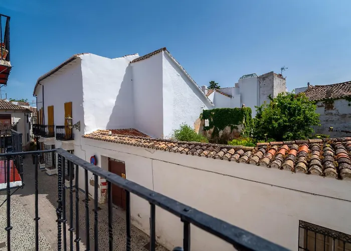 Ronda Vacation Homes 3*