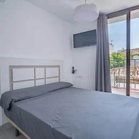 Ronda Vacation Homes 3* 론다